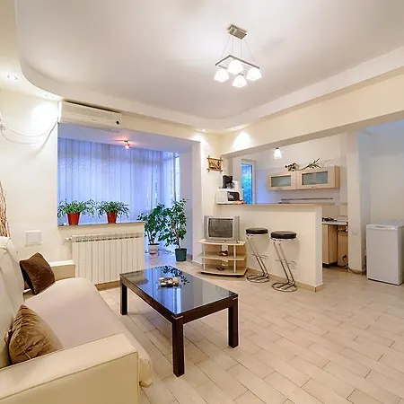 Eastcomfort Kogalniceanu Square *